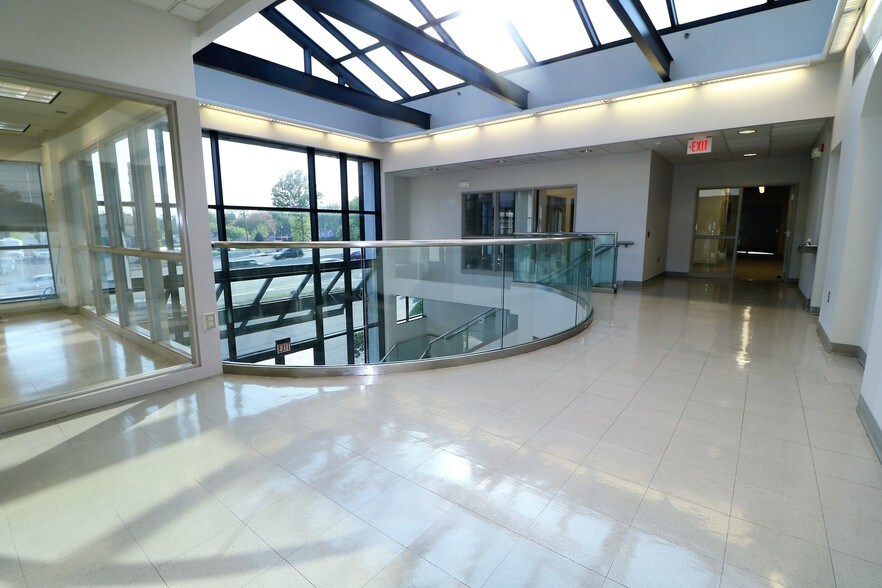 More Photos Of 620 State Rt 3 W, Clifton Medical For Sale