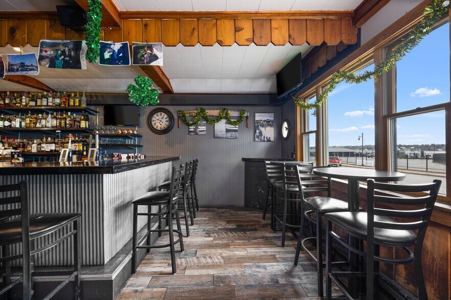 More Photos Of , Beaver Island General Retail For Sale