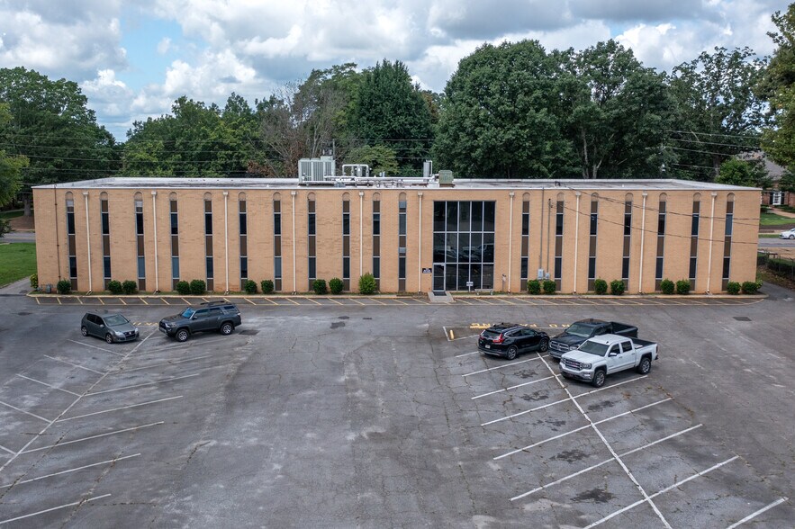 More Photos Of 337 S Milledge Ave, Athens Office For Sale