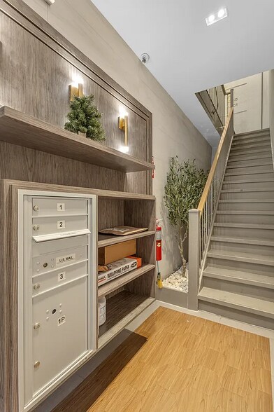 More Photos Of 176 Atlantic Ave, Brooklyn Apartments For Sale