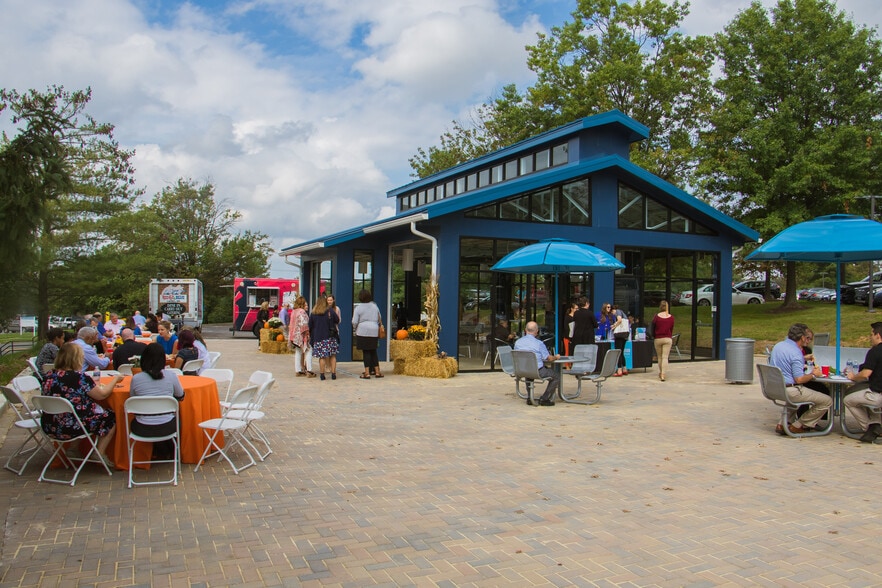 More Photos Of 6411 Ivy Ln, Greenbelt Office For Lease