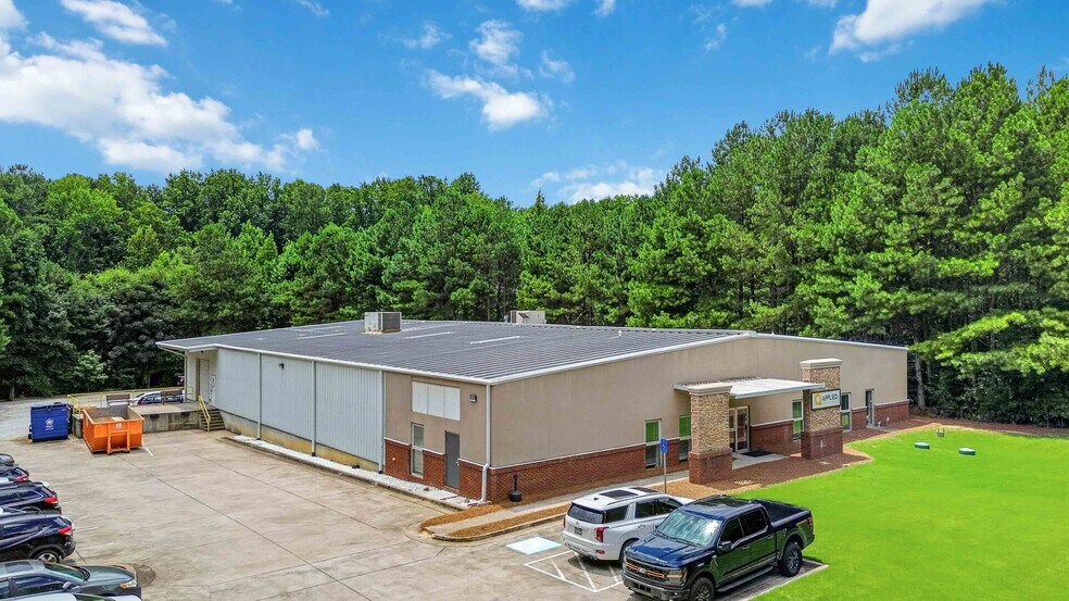 More Photos Of 140 Manufacturers Ct, Winder Industrial For Sale