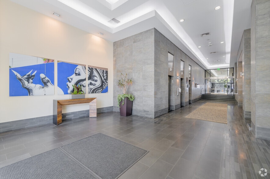 More Photos Of 200 Pine Ave, Long Beach Loft Creative Space For Lease