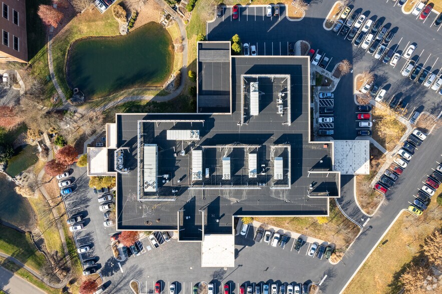 More Photos Of 1415 Old Weisgarber Rd, Knoxville Medical For Lease