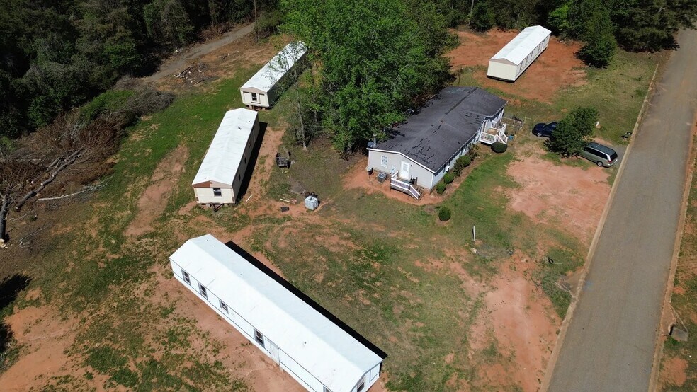 More Photos Of 106 Cool Springs Drive dr, Anderson Multifamily For Sale