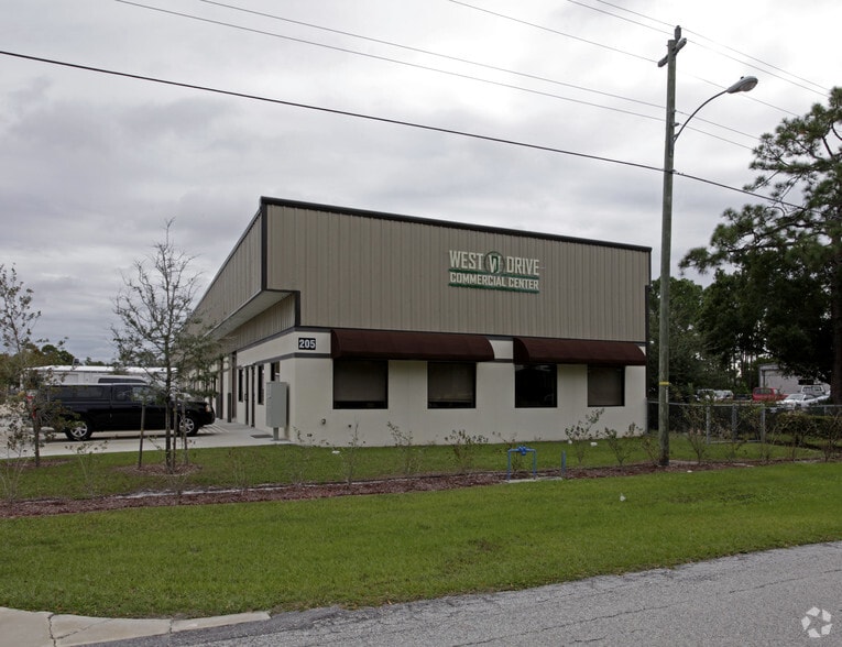 More Photos Of 205 West Dr, Melbourne Flex For Lease
