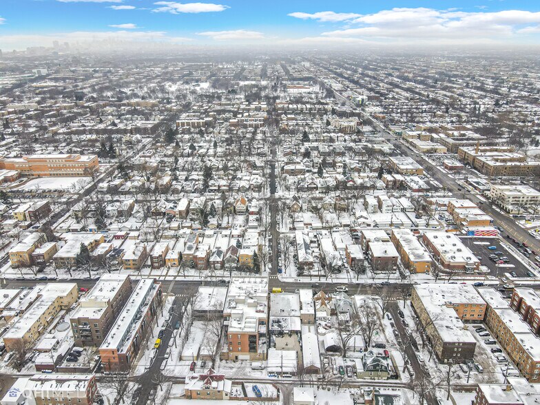 More Photos Of 2312 W Touhy Ave, Chicago General Retail For Sale