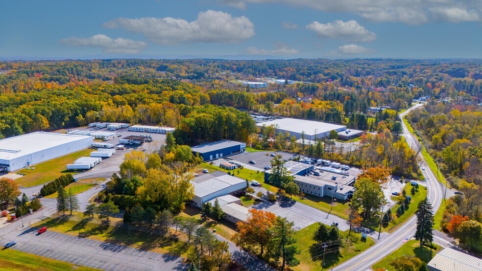 More Photos Of 747 Pierce Rd, Clifton Park Office For Sale