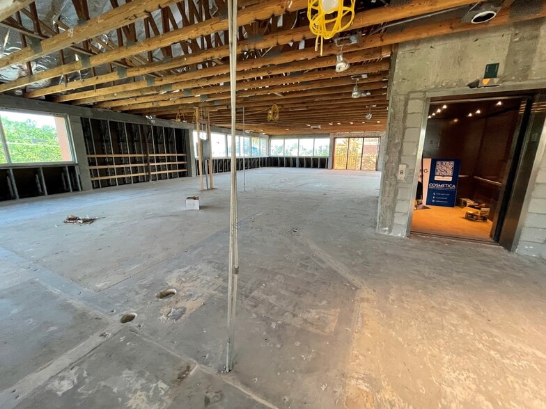 More Photos Of 500 SE Osceola St, Stuart Medical For Sale