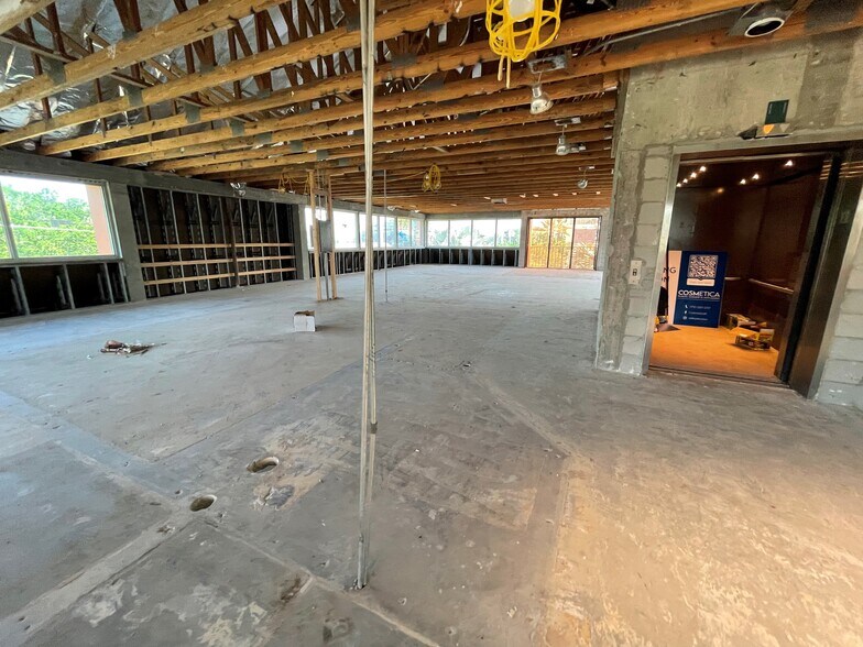 More Photos Of 500 SE Osceola St, Stuart Medical For Sale