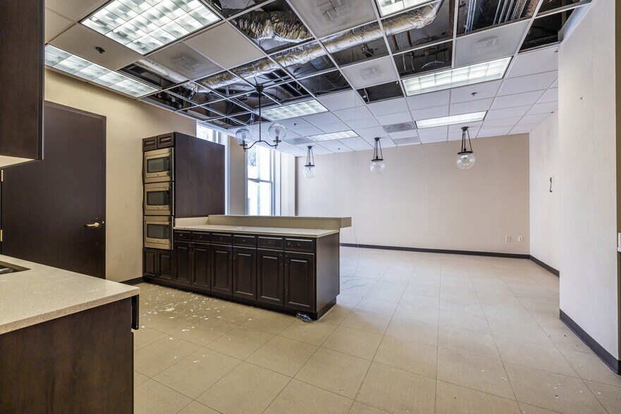 More Photos Of 57 Forsyth St NW, Atlanta Apartments For Lease