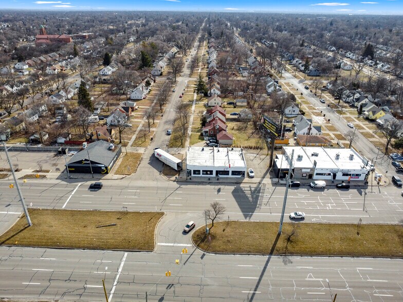 More Photos Of 12744 E 8 Mile Rd, Detroit General Retail For Sale