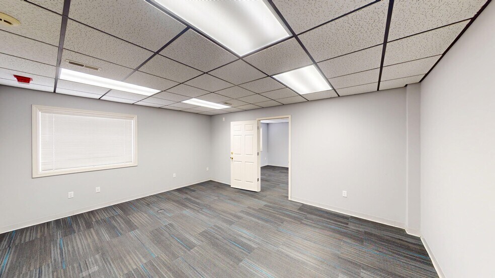More Photos Of Sunset Hills Executive Pky, Glen Carbon Unknown For Lease