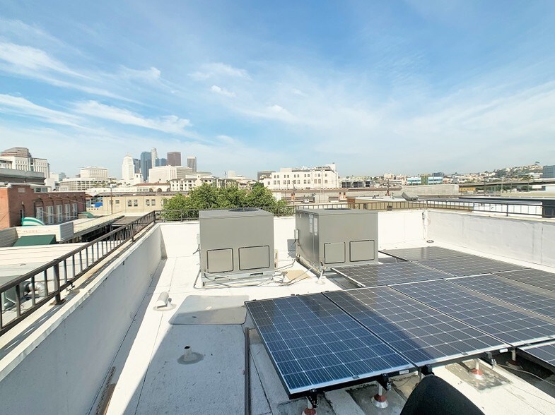 More Photos Of 935 N Vignes St, Los Angeles Auto Dealership For Lease