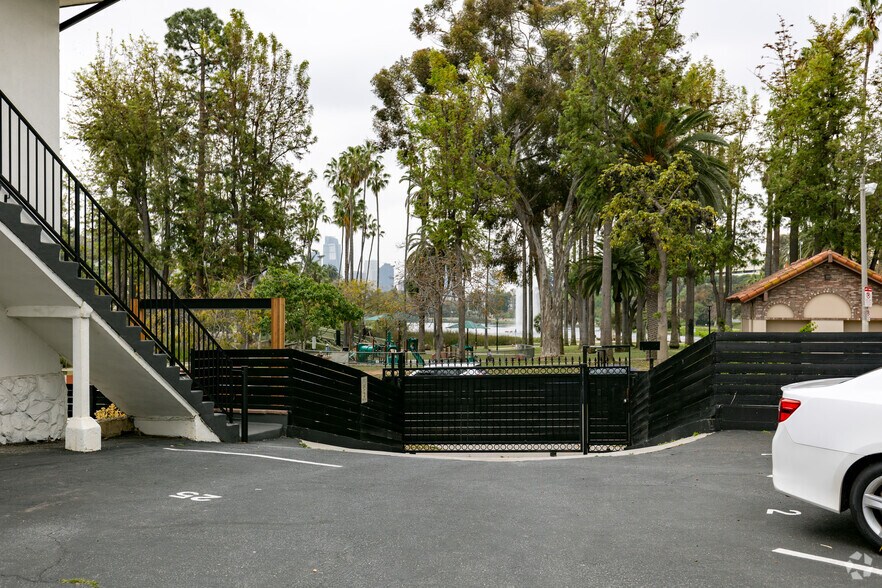 More Photos Of 1717-1725 Park Ave, Los Angeles Apartments For Sale