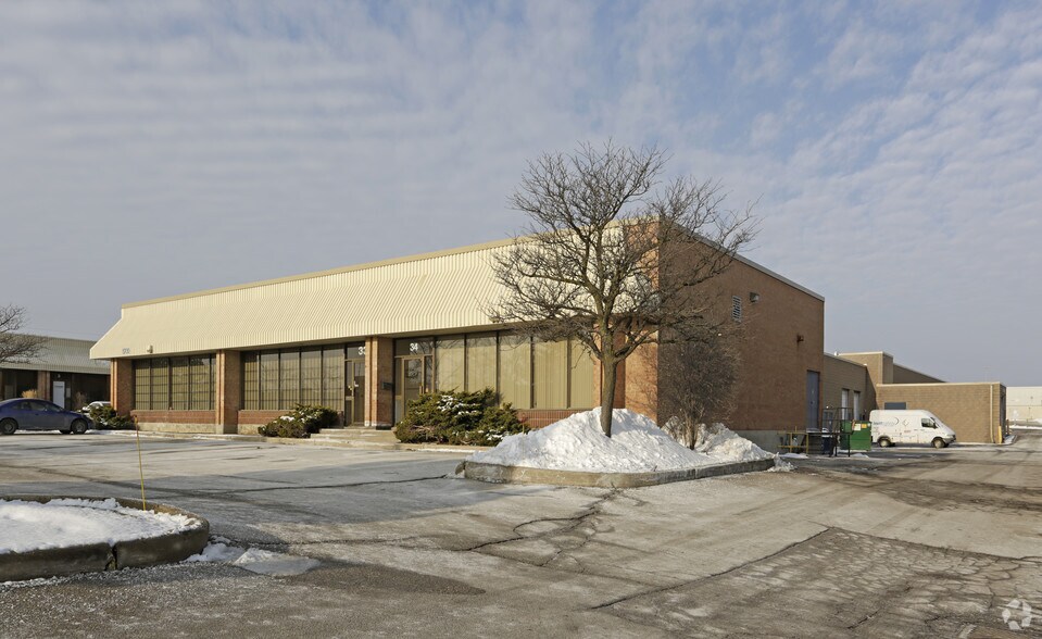 Primary Photo Of 5730 Coopers Ave, Mississauga Warehouse For Lease