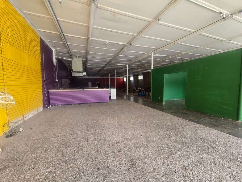 More Photos Of 5501 1st Ave N, Birmingham General Retail For Sale