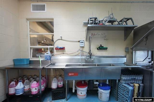 More Photos Of 632 Cy Ave, Casper Restaurant For Sale