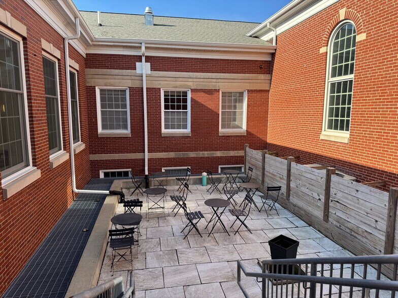 More Photos Of 2720 E 86th St, Indianapolis Religious Facility For Sale