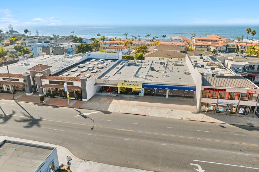 More Photos Of 7450-7462 La Jolla Blvd, La Jolla Storefront For Lease