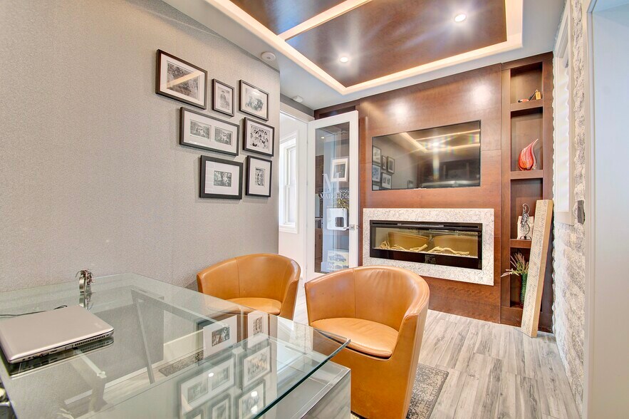 More Photos Of 33 N Fort Thomas Ave, Fort Thomas Office For Sale