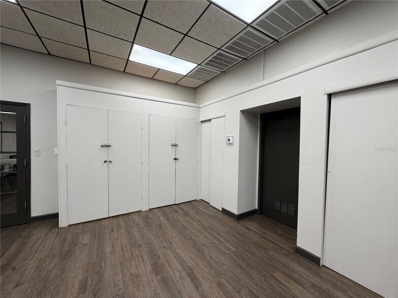 More Photos Of 208 E Lake Ave, Auburndale Religious Facility For Lease