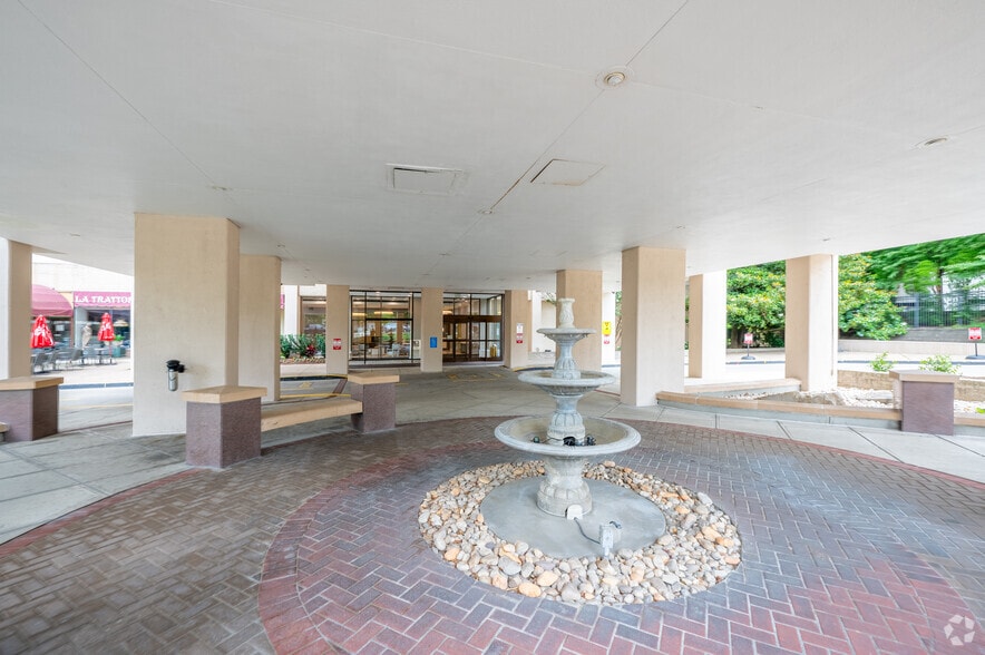 More Photos Of 4500 N Park Ave, Chevy Chase Apartments For Sale