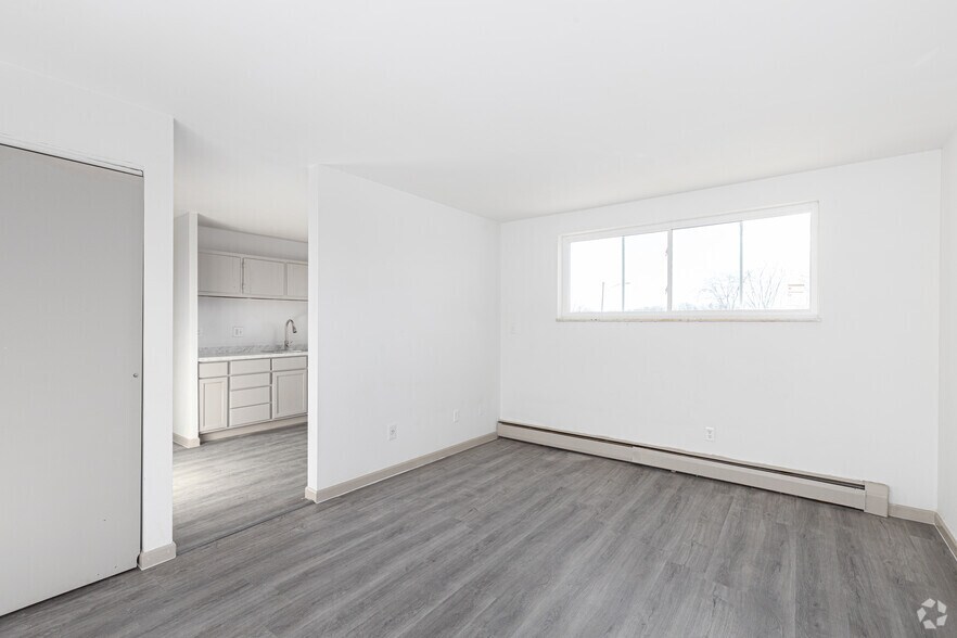 More Photos Of 5474-5484 Bahama Ter, Cincinnati Apartments For Sale