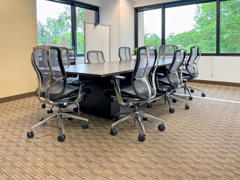 More Photos Of 860 Blue Gentian Rd, Eagan Coworking Space