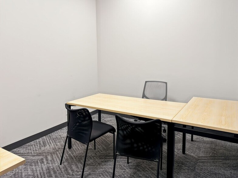 More Photos Of 4900 Hopyard Rd, Pleasanton Coworking Space