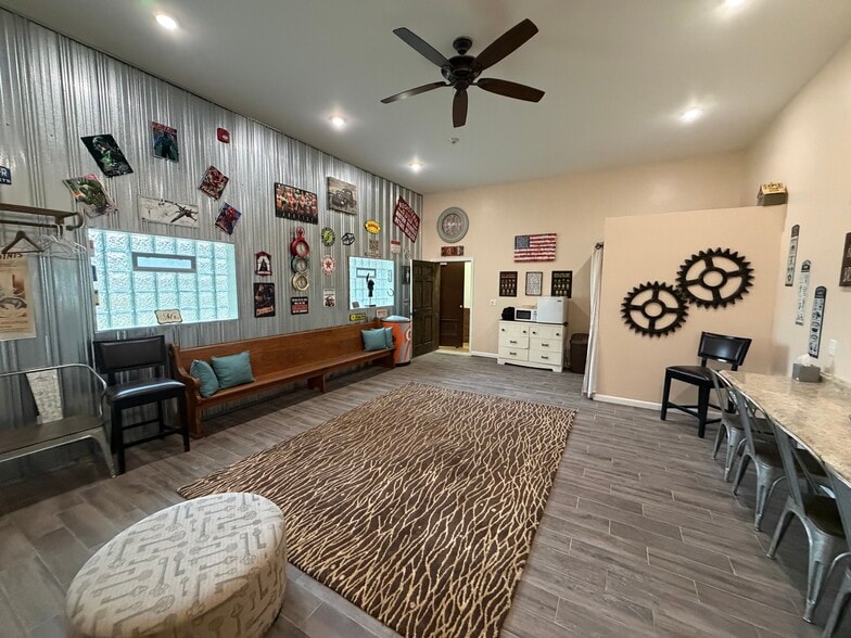 More Photos Of 52 Nestle Dr, Fulton Lodge Meeting Hall For Sale