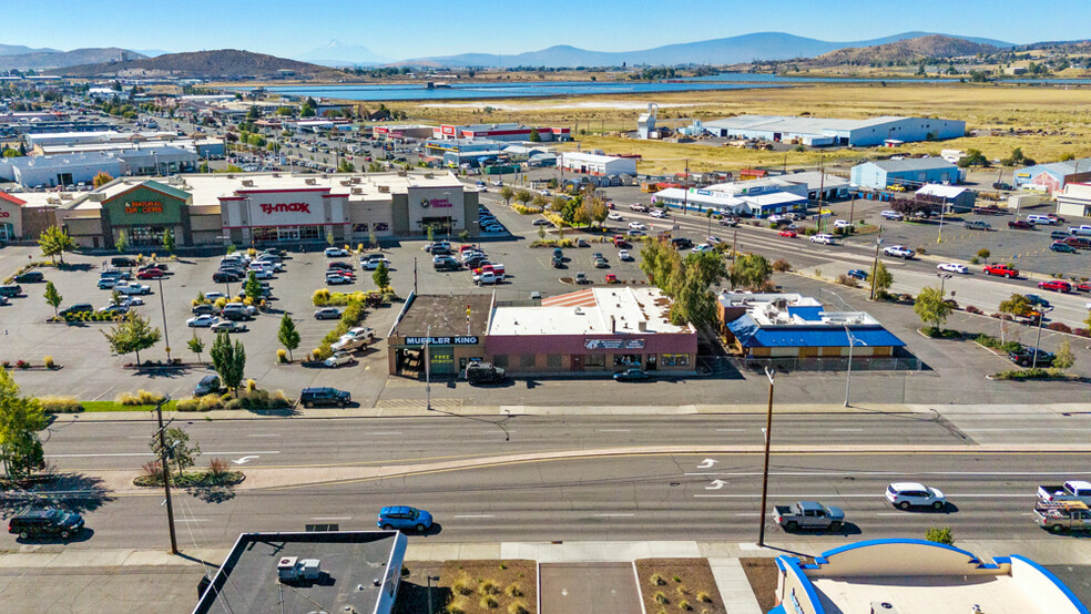 Primary Photo Of 2730 S 6th St, Klamath Falls Auto Repair For Sale