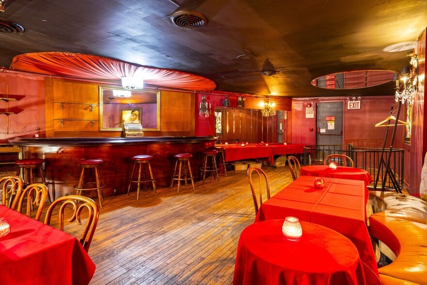 More Photos Of 656 W 125th St, New York Bar For Sale