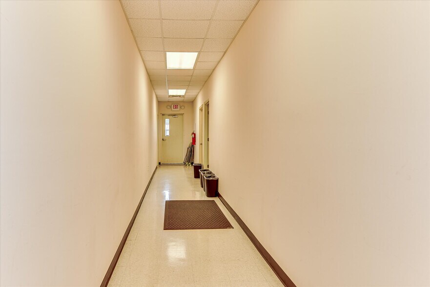More Photos Of 1950 International Ct, Grovetown Office For Sale