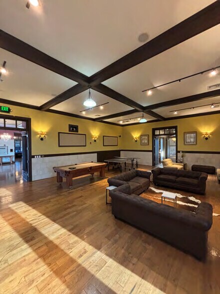 More Photos Of 21 Rahling Cir, Little Rock Office For Sale