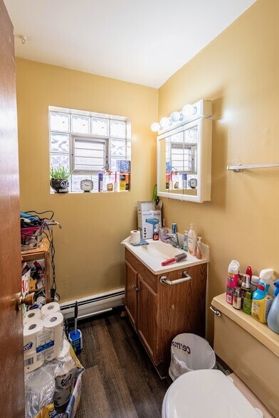 More Photos Of 1617 N 35th Ave, Melrose Park Apartments For Sale