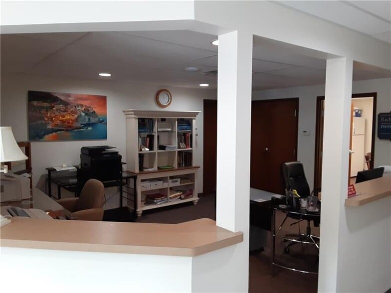 More Photos Of 5620 William Penn Hwy, Export Freestanding For Lease
