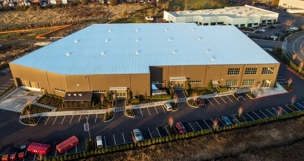 More Photos Of 11501 SW Amu St, Tualatin Manufacturing For Sale