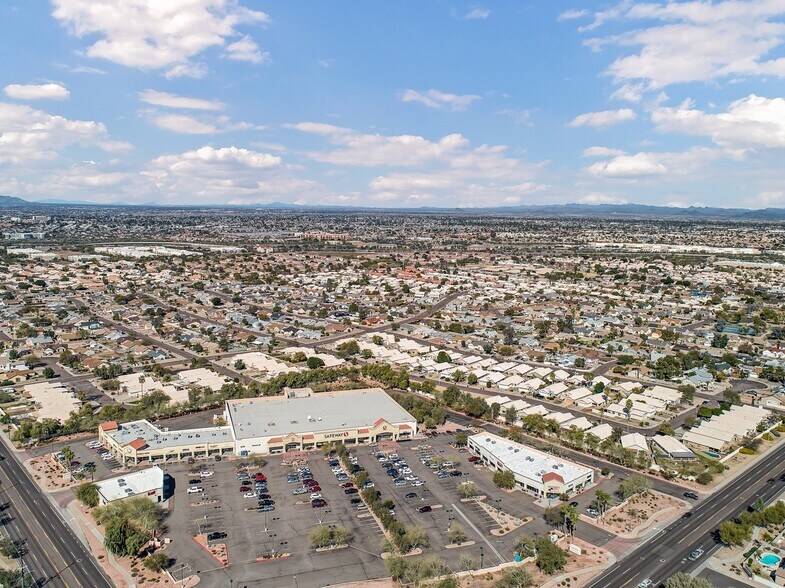 More Photos Of 12370 N 83rd Ave, Peoria Storefront For Lease