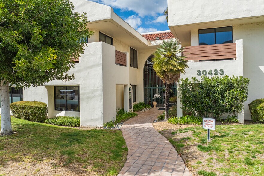 More Photos Of 30423 Canwood St, Agoura Hills Office For Sale