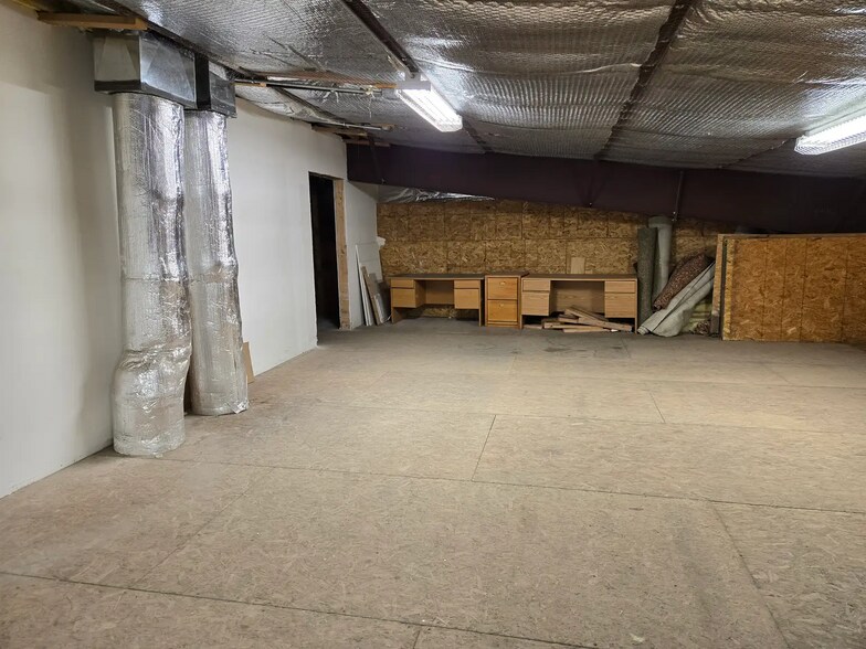 More Photos Of 6916-6918 Cochiti Rd, Albuquerque Warehouse For Sale