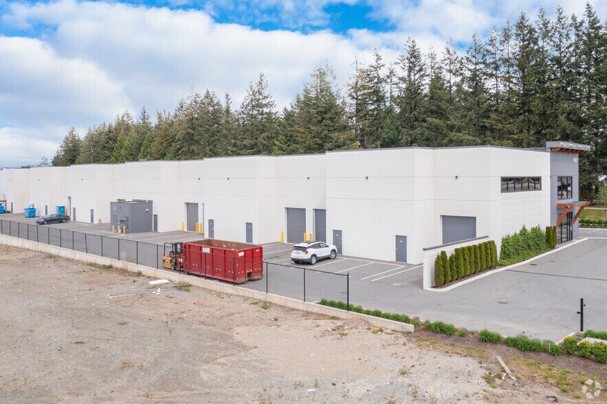 More Photos Of 19181 34A Av, Surrey Warehouse For Lease