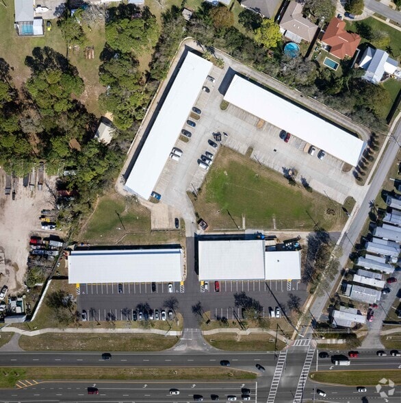 More Photos Of 2111 S Ridgewood Ave, Edgewater Unknown For Lease