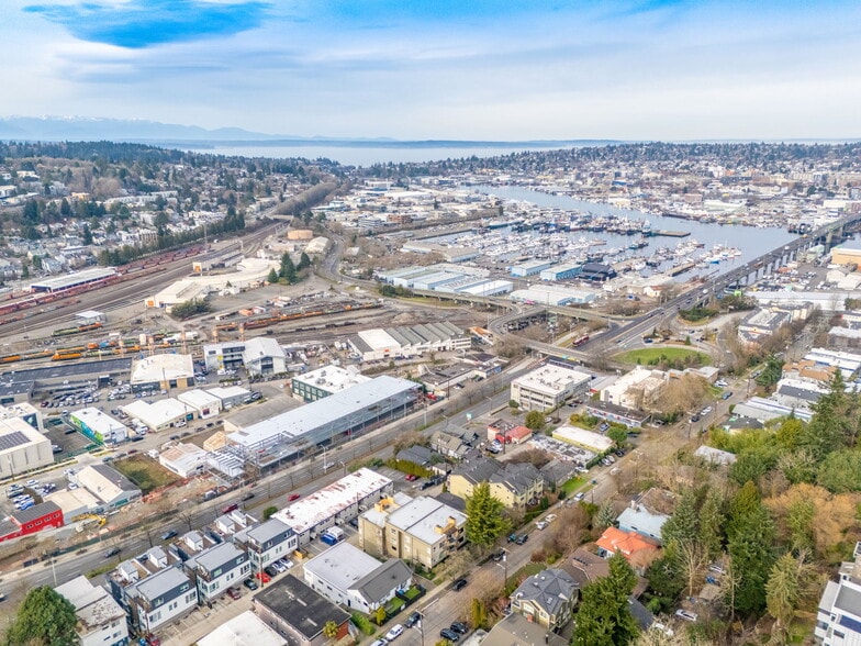 More Photos Of 3425 14th Ave W, Seattle Apartments For Sale