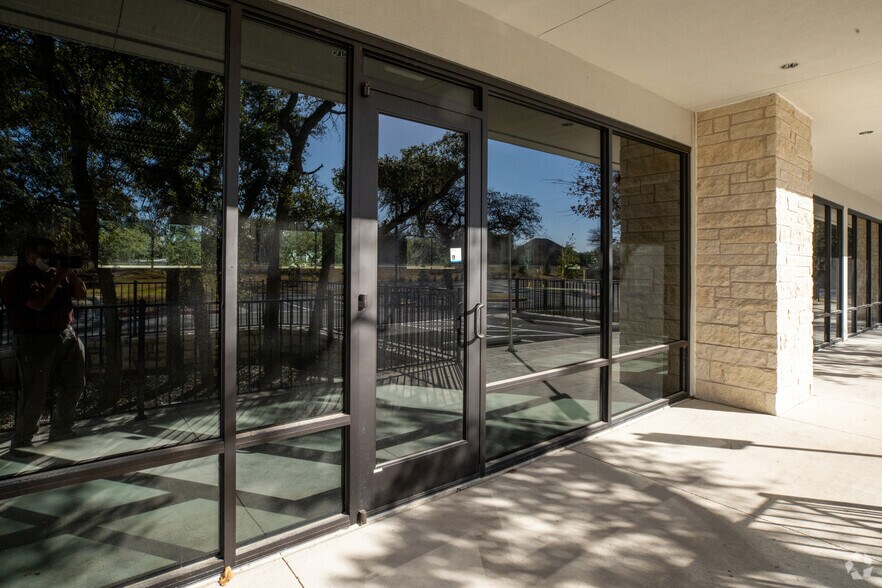 More Photos Of 120 S Lakeline Blvd, Cedar Park Loft Creative Space For Sale