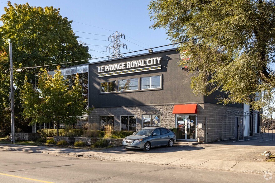 Primary Photo Of 11560 Boul de la Rivière-des-Prairies, Montréal Flex For Lease