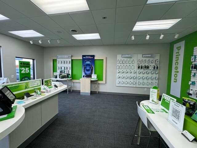 More Photos Of 200 Ace Rd, Princeton General Retail For Sale