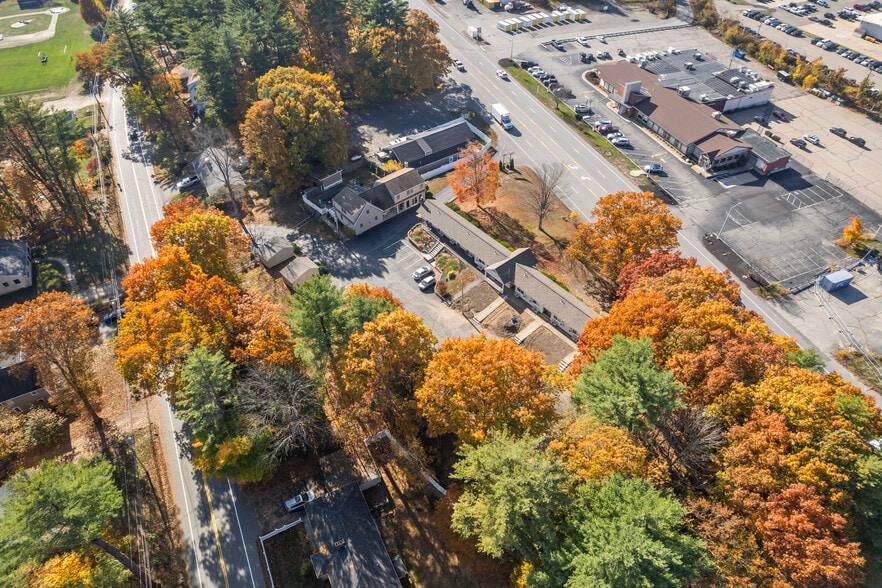 More Photos Of 79 Old Post Rd, Kittery Hotel For Sale