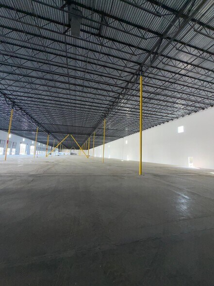 More Photos Of 115 Parkway Dr, Rincon Unknown For Lease