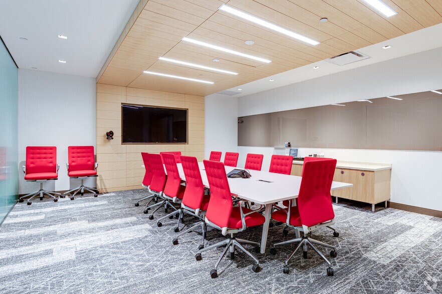 Photo of 24th Floor Ste 2410